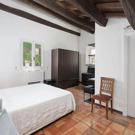 Luxury Heritage Penthouse - Navona *