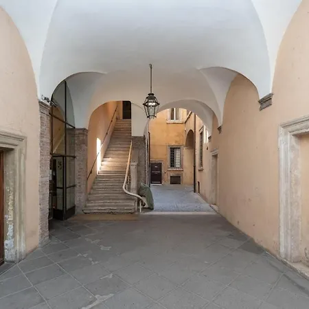 Luxury Heritage Penthouse - Navona