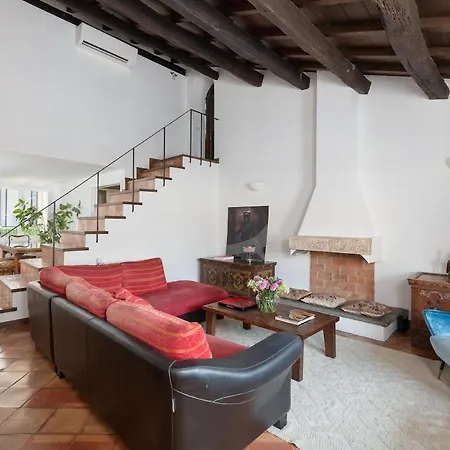Apartment Luxury Heritage Penthouse - Navona *